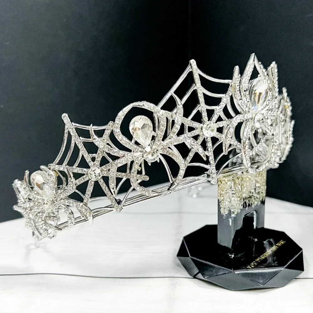 Halloween crown, Cosplay crown, silver spider crown, Gothic wedding headpiece